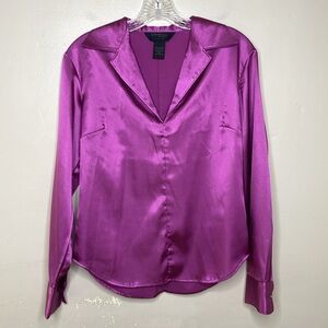 EXPRESS Stretch Blouse Purple Silky Fabric Popover Pewter Button Cuffs 3/4